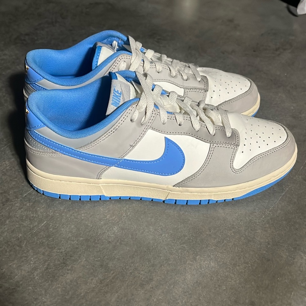 Nike Dunk Low ‘UNC Blue`